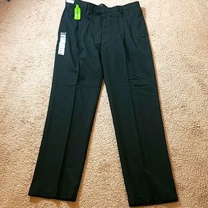 Haggar classic fit pleated no iron dress pant